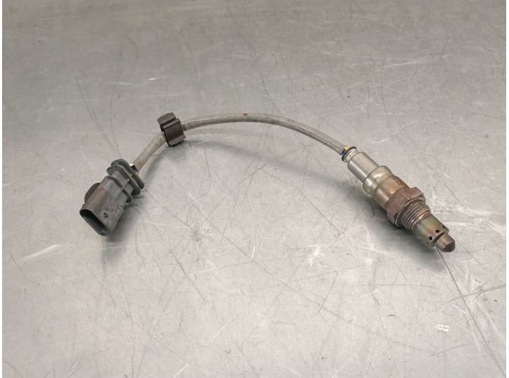 Recambio de sonda lambda para fiat fiat 600e / 600 mild hybrid fiat 600e / 600 mild hybrid referencia OEM IAM 9831748580 9831748
