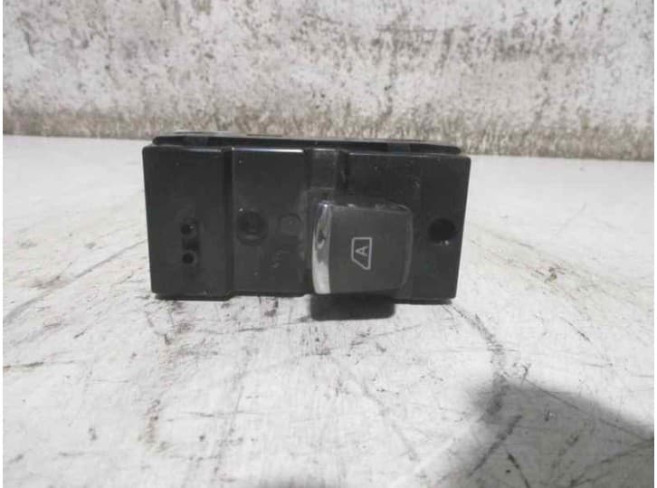 Recambio de mando elevalunas trasero izquierdo para infiniti q50 50 d referencia OEM IAM 254313JA0A
