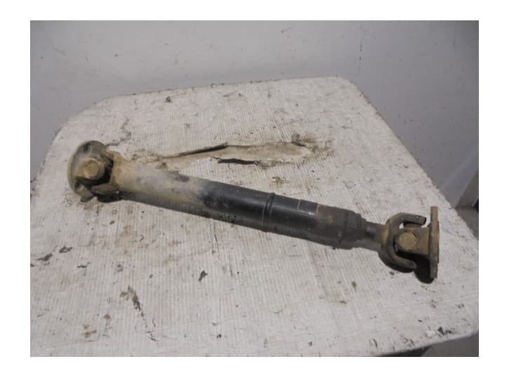Recambio de transmision central para opel frontera a sport (u92) 2.0 i (52sud2, 55sud2) referencia OEM IAM DELANTERA BURRA 3 LA