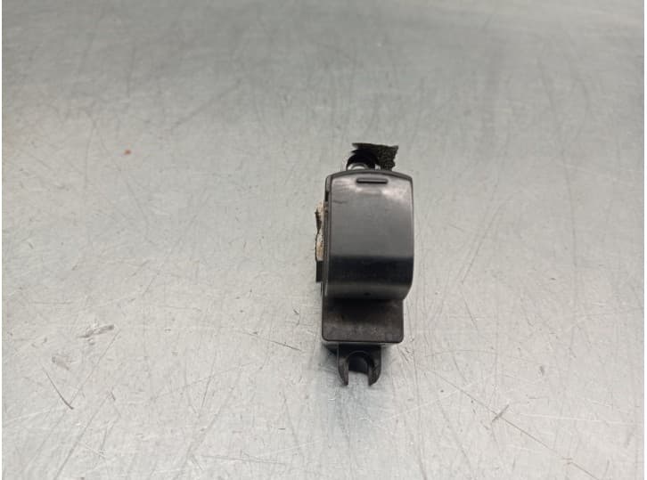 Recambio de mando elevalunas delantero derecho para subaru outback (br) 2.0 d awd (brd) referencia OEM IAM 83071FG100