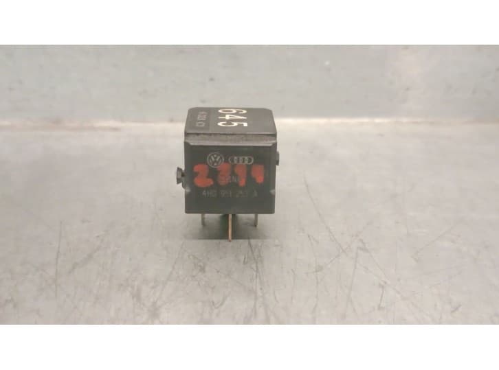 Recambio de rele para volkswagen caddy iv monospace (sab, saj) 2.0 tdi 4motion referencia OEM IAM 4H0951253A