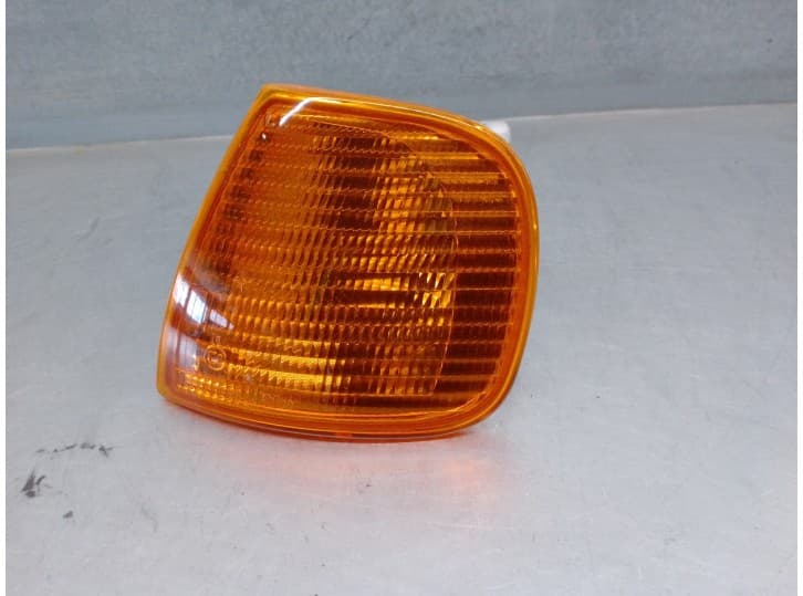 Recambio de piloto delantero izquierdo para volkswagen caddy ii monospace (9k9b) 1.9 tdi referencia OEM IAM 67732610 6U0953041A