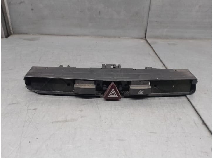 Recambio de warning para opel astra h station wagon (a04) 1.6 (l35) referencia OEM IAM 660332