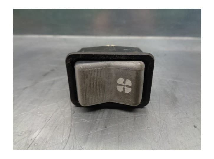 Recambio de mando para lada niva todo terreno ( 2121 / 21213 / 21214 / 21215 ) 1.6 cat referencia OEM IAM 2637102241