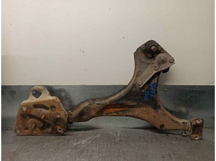 Recambio de brazo suspension inferior delantero derecho para lancia delta i (831_) 1.3 (831ab.011) referencia OEM IAM