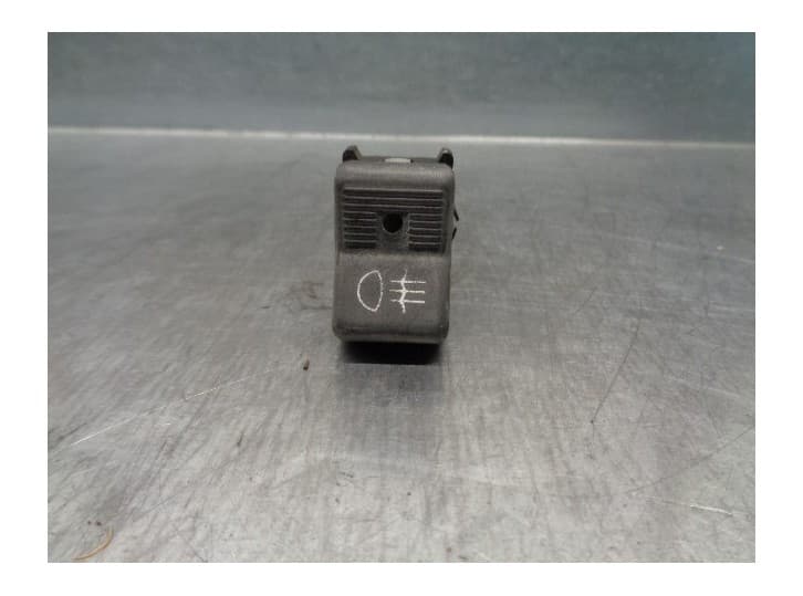 Recambio de interruptor para lada niva todo terreno ( 2121 / 21213 / 21214 / 21215 ) 1.6 cat referencia OEM IAM