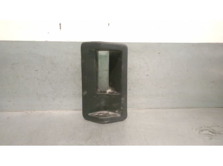 Recambio de moldura para volkswagen caddy iv monospace (sab, saj) 2.0 tdi 4motion referencia OEM IAM 2K0843188C 2K0843188C