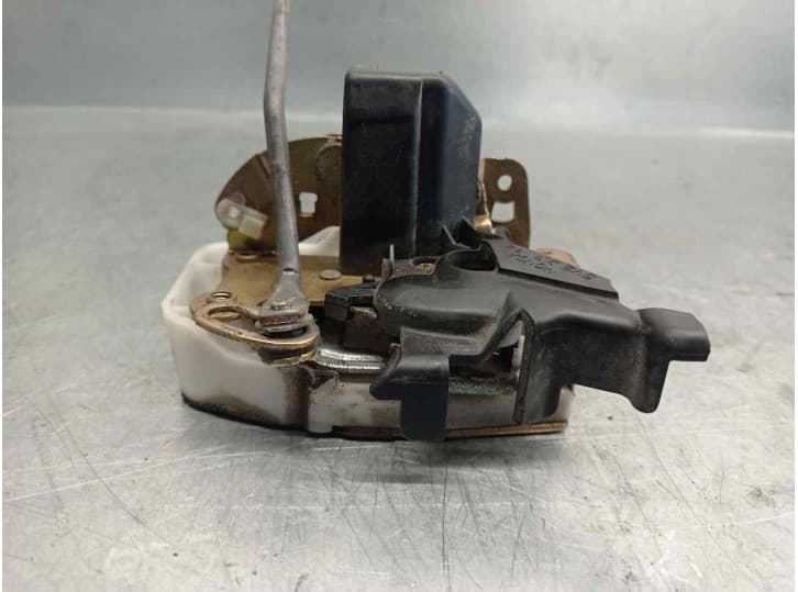 Recambio de cerradura puerta delantera derecha para honda civic vi hatchback (ej, ek) 1.6 i referencia OEM IAM 3 PUERTAS
