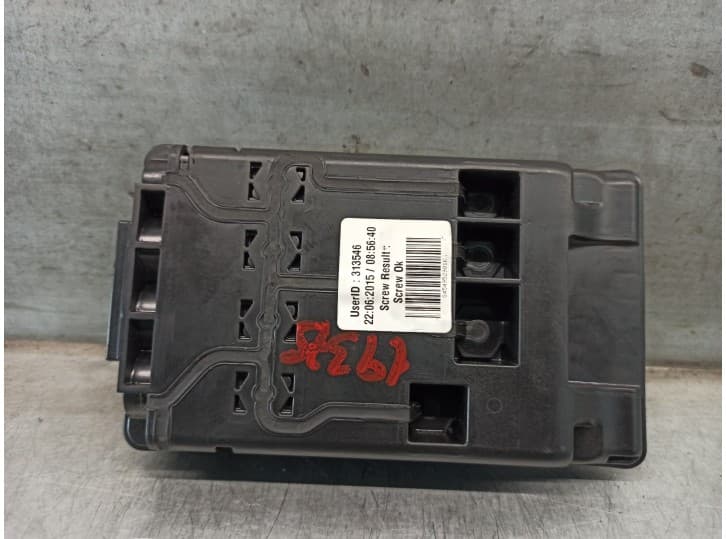Recambio de caja reles / fusibles para bmw 2 gran tourer (f46) 218 d referencia OEM IAM 313546 9321022