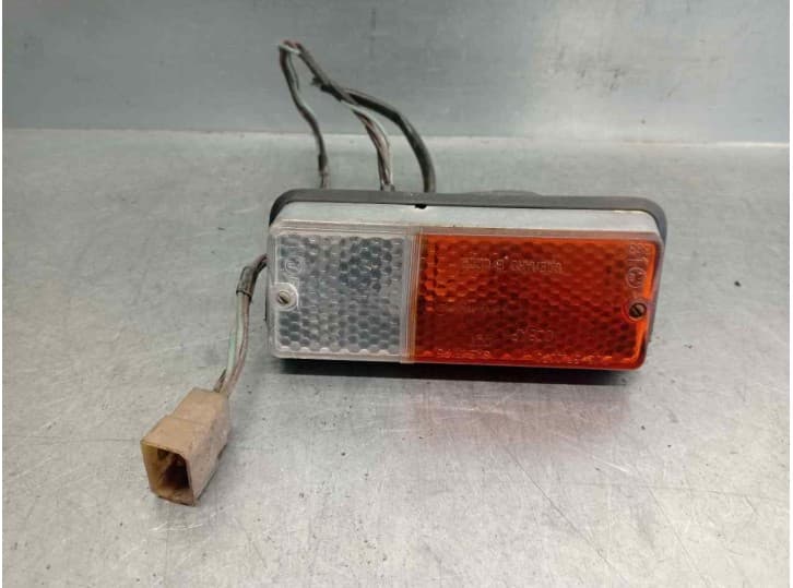 Recambio de piloto delantero derecho para lada niva todo terreno ( 2121 / 21213 / 21214 / 21215 ) 1.6 cat referencia OEM IAM