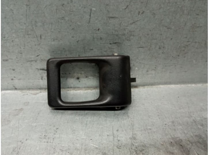 Recambio de maneta interior delantera izquierda para volvo 340-360 (343, 345) 2.0 referencia OEM IAM 3283646