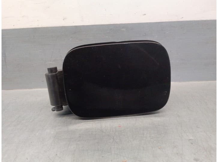 Recambio de tapa exterior combustible para bmw 1 descapotable (e88) 118 d referencia OEM IAM 7166762