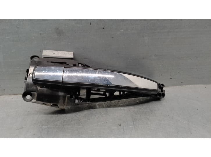 Recambio de maneta exterior delantera derecha para opel insignia a (g09) 2.0 cdti (68) referencia OEM IAM 14096401 5 PUERTAS