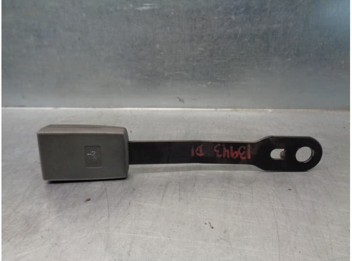 Recambio de enganche cinturon delantero izquierdo para rover 600 i (rh) 620 sdi referencia OEM IAM