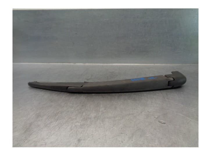Recambio de brazo limpia trasero para fiat 500 (312_) 1.4 (312axc1b, 312cxc1b) referencia OEM IAM 0051787577