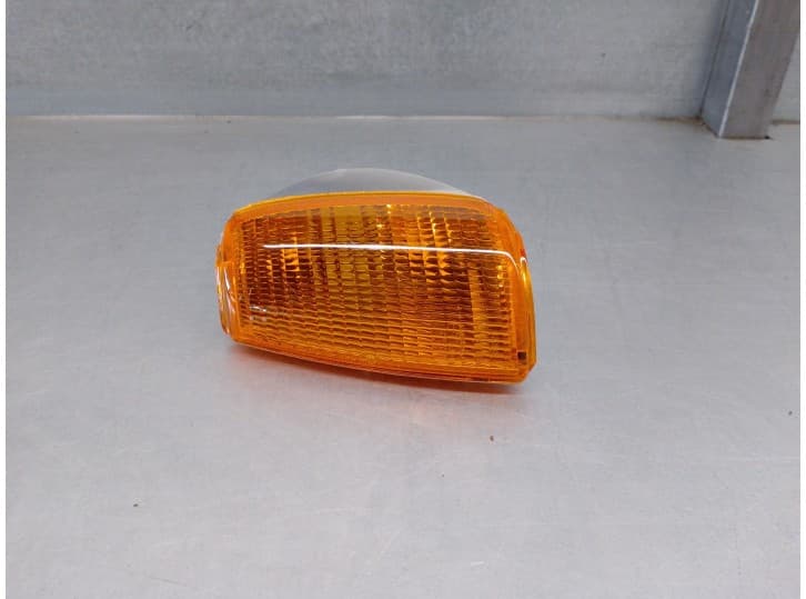 Recambio de piloto delantero izquierdo para volkswagen polo ii (86c, 80) 1.3 cat referencia OEM IAM 2105106