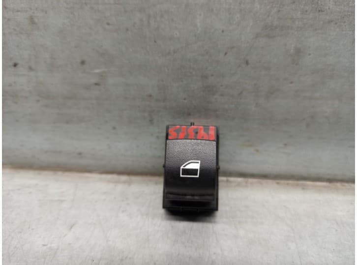 Recambio de mando elevalunas trasero derecho para bmw 2 gran tourer (f46) 218 d referencia OEM IAM 9208107
