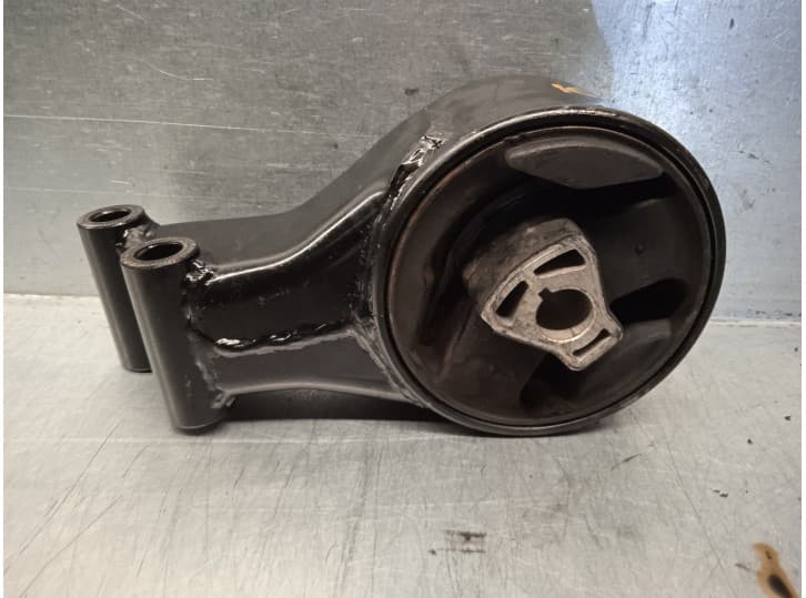 Recambio de soporte motor trasero para opel zafira tourer c (p12) 2.0 cdti (75) referencia OEM IAM 684224