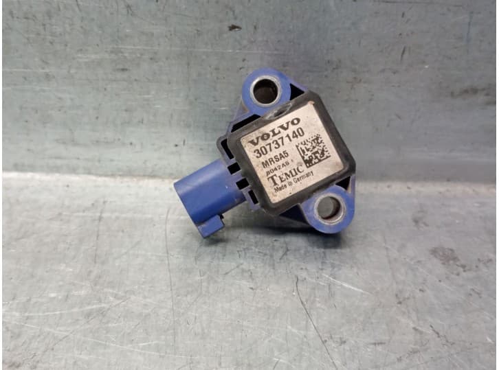 Recambio de sensor impacto para volvo c30 (533) 1.8 referencia OEM IAM 30737140 30737140 TEMIC