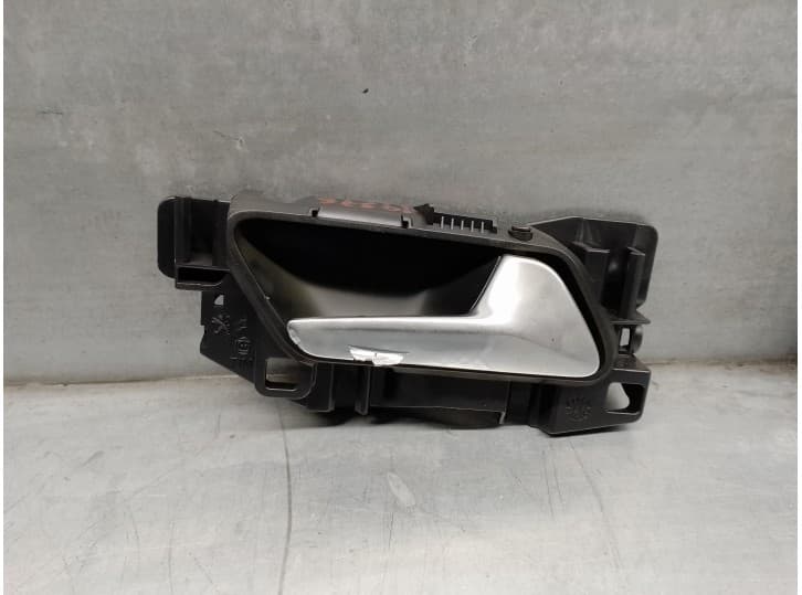 Recambio de maneta interior delantera derecha para opel grandland / grandland x (a18, p1uo) 1.6 turbo d (75) referencia OEM IAM
