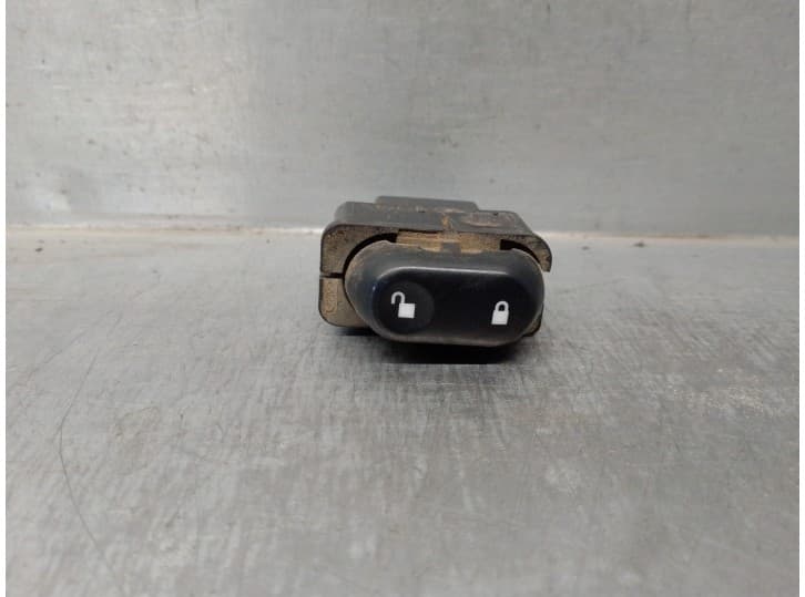 Recambio de interruptor para land rover freelander i (l314) 2.0 td4 4x4 referencia OEM IAM YUF000330PUY