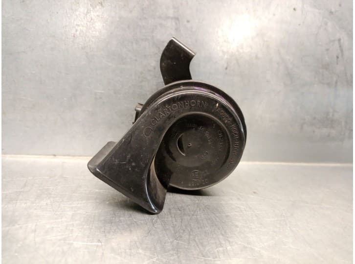 Recambio de claxon para hyundai tucson (tl, tle) 1.6 crdi hybrid 48v referencia OEM IAM 96621D3000 96621D3000 6033FB2390