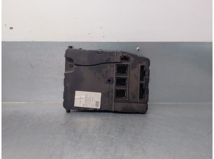 Recambio de caja reles / fusibles para renault megane ii (bm0/1_, cm0/1_) 1.9 dci (bm0g, cm0g) referencia OEM IAM 8200309690 S11