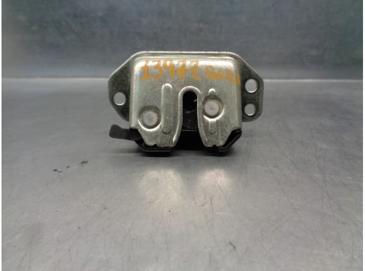 Recambio de cerradura maletero / porton para chevrolet spark (m300) 1.0 referencia OEM IAM 96688460 2 PINES