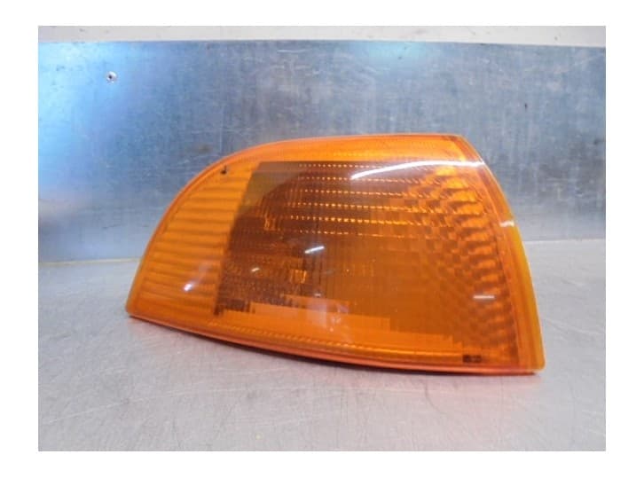Recambio de piloto delantero derecho para fiat punto (176_) 60 1.2 (176ap, 176ar, 176aq, 176bb) referencia OEM IAM 46402657 NARA