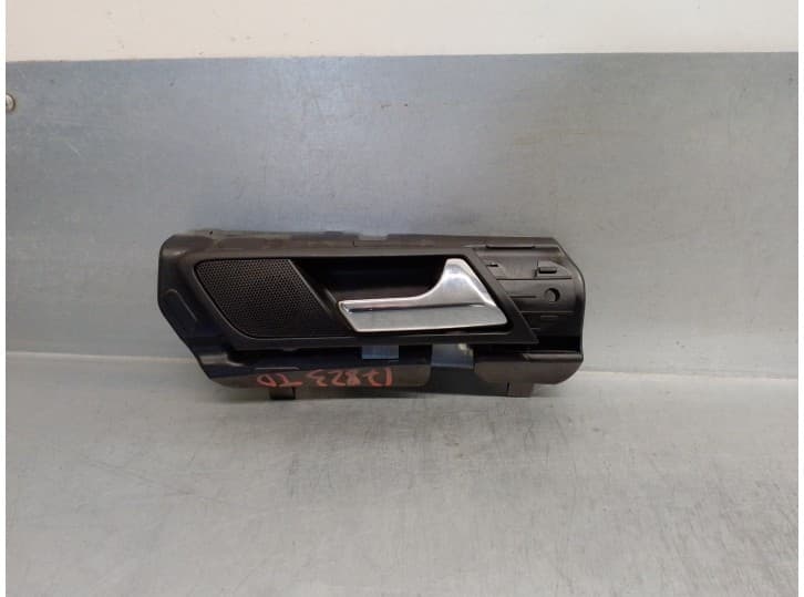 Recambio de maneta interior trasera derecha para mercedes-benz clase gl (x164) gl 450 4-matic (164.871) referencia OEM IAM A1647
