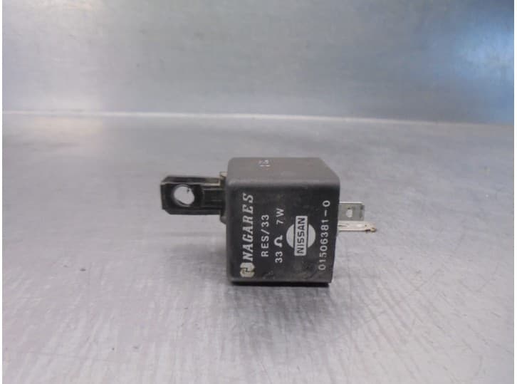Recambio de rele para nissan trade furgoneta 2.0 d referencia OEM IAM 01506381 01506381-0