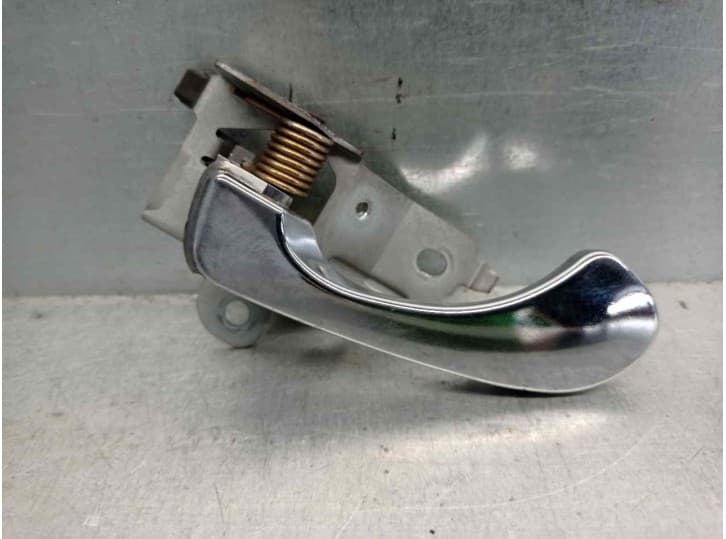 Recambio de maneta interior delantera izquierda para mitsubishi space star monospace (dg_a) 1.9 di-d (dg4a) referencia OEM IAM