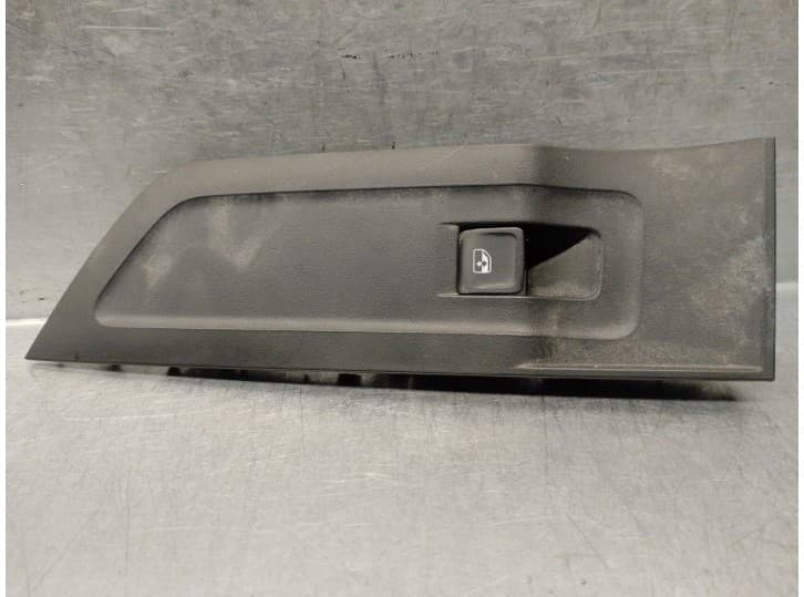 Recambio de mando elevalunas delantero derecho para skoda superb iii (3v3) 2.0 tdi referencia OEM IAM 5G0959855K