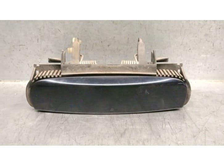 Recambio de maneta exterior trasera derecha para audi a4 b6 (8e2) 1.9 tdi referencia OEM IAM 8E0839207 8E0839207