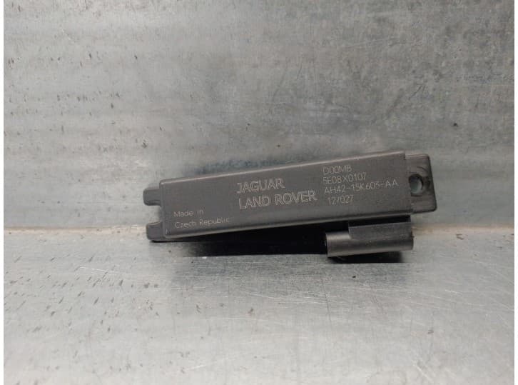 Recambio de antena para land rover range rover evoque (l538) 2.2 d 4x4 referencia OEM IAM AH4215K603AA 5E08X0107
