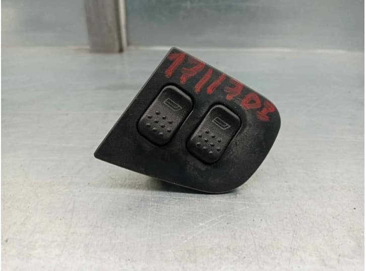 Recambio de mando elevalunas delantero izquierdo para alfa romeo 145 (930_) 1.6 i.e. 16v t.s. (930.a2) referencia OEM IAM 153049
