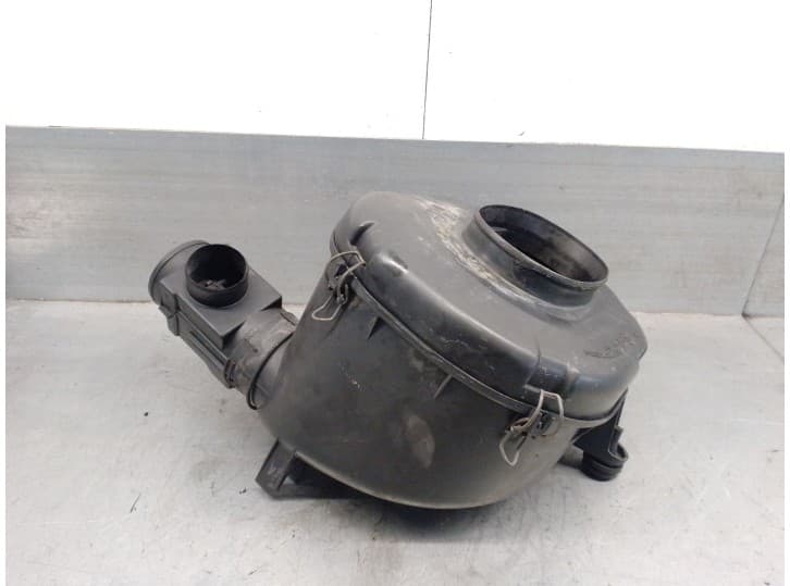 Recambio de carcasa filtro de aire para volvo 340-360 (343, 345) 2.0 referencia OEM IAM 283949 3298651