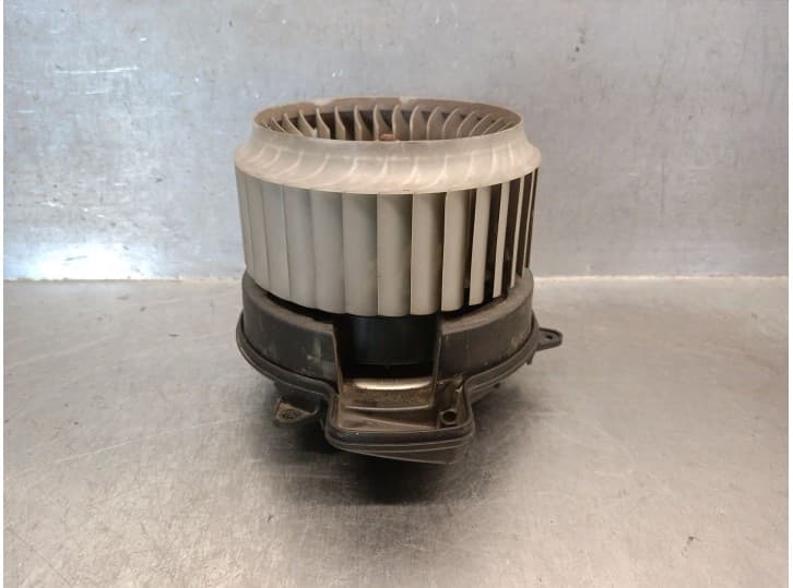Recambio de motor calefaccion para audi a6 c7 (4g2, 4gc) 3.0 tdi quattro referencia OEM IAM 4H1820021B 4H1820021B A62240111 BROS