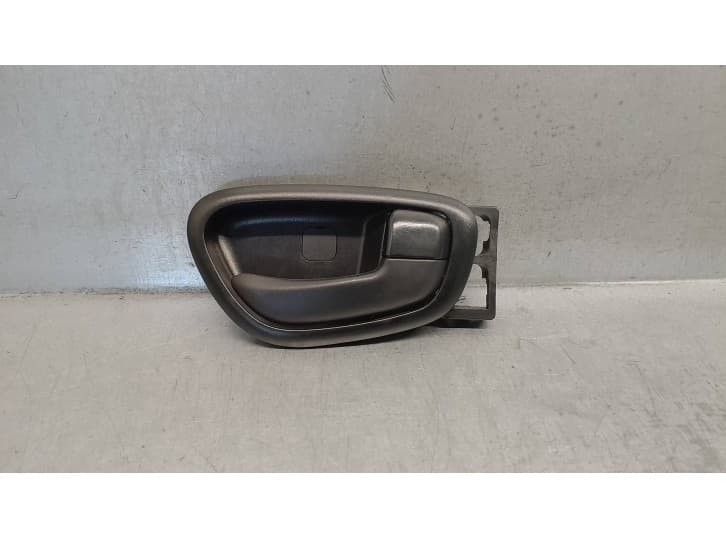 Recambio de maneta interior delantera derecha para hyundai i10 i (pa) 1.2 referencia OEM IAM 826200X0014X 5 PUERTAS