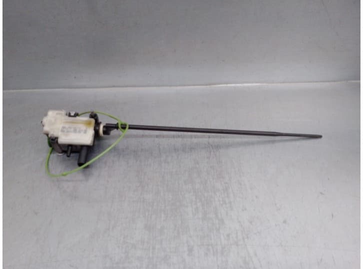 Recambio de motor tapa deposito combustible para bmw 7 (f01, f02, f03, f04) 730 d referencia OEM IAM 67117200674
