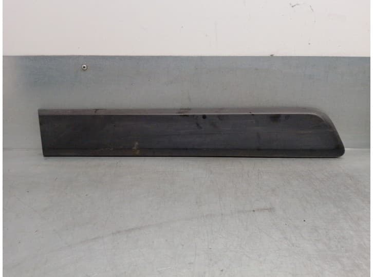 Recambio de molduras delanteras para citroën nemo furgoneta/monovolumen (aa_) 1.3 hdi 75 referencia OEM IAM 1308823070