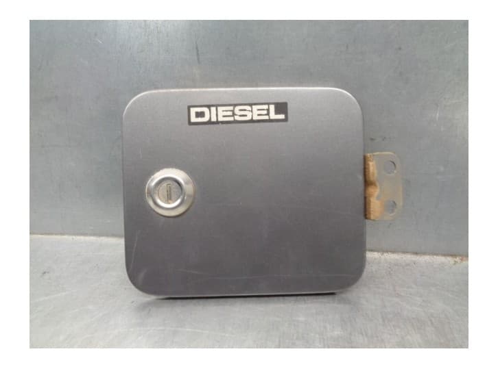 Recambio de tapa exterior combustible para daihatsu rocky hard top (f7, f8) 2.8 td (f70, f75, f80, f85) referencia OEM IAM 77305