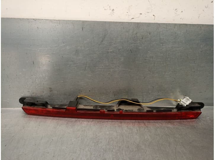 Recambio de luz central de freno para mercedes-benz cla shooting brake (x118) cla 200 (118.687) referencia OEM IAM A0999068901 A
