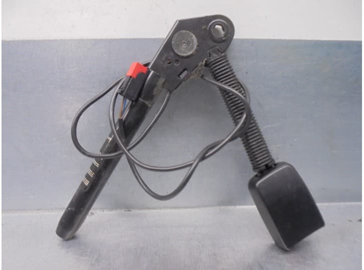 Recambio de pretensor airbag delantero izquierdo para ford focus i sedán (dfw) 1.8 turbo di / tddi referencia OEM IAM 98ABA61209