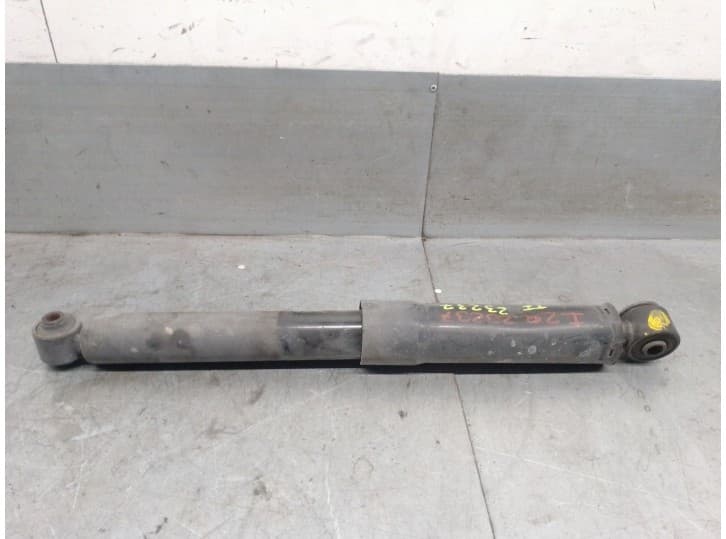 Recambio de amortiguador trasero izquierdo para hyundai h350 furgoneta 2.5 crdi referencia OEM IAM 5530059000 5530059000