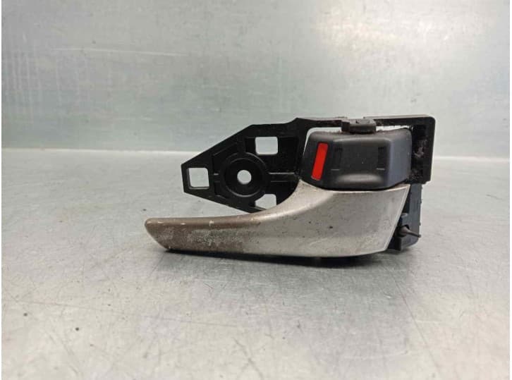 Recambio de maneta interior delantera derecha para toyota prius (_w3_) 1.8 hybrid (zvw3_) referencia OEM IAM 4304715 5 PUERTAS