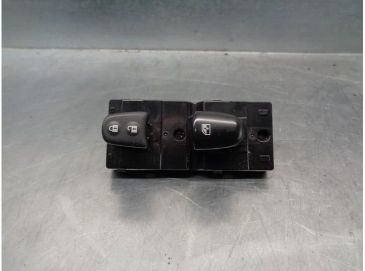 Recambio de mando elevalunas delantero derecho para renault kadjar (ha_, hl_) 1.2 tce 130 referencia OEM IAM 254214896R