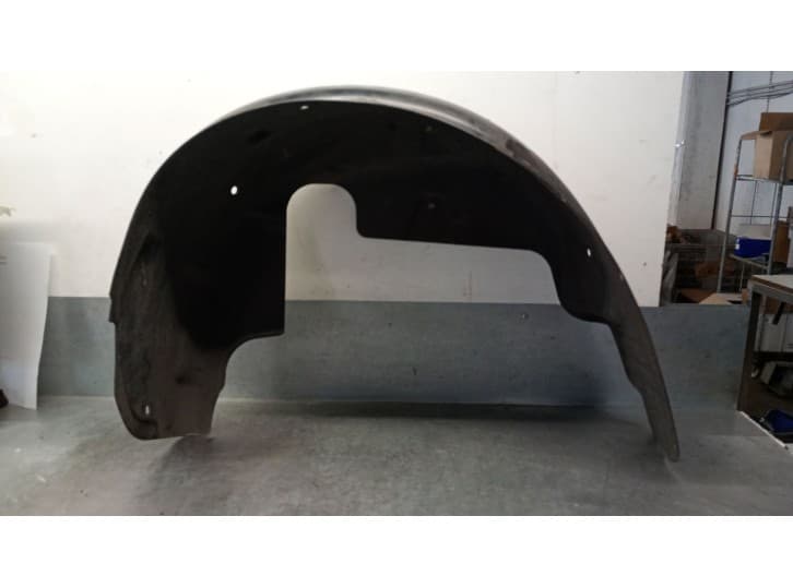 Recambio de paso rueda trasero izquierdo para ssangyong xlv suv e-xgi 160 referencia OEM IAM 7973635500 7973635500