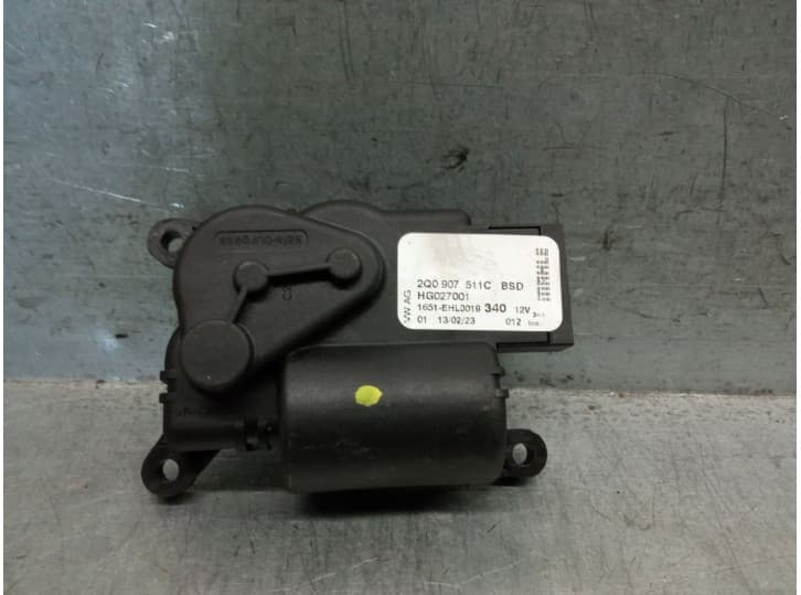 Recambio de motor apertura trampillas climatizador para volkswagen taigo (cs1) 1.0 tsi referencia OEM IAM 2Q0907511C 2Q0907511C