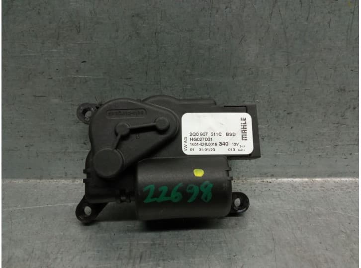 Recambio de motor apertura trampillas climatizador para volkswagen taigo (cs1) 1.0 tsi referencia OEM IAM 2Q0907511C 2Q0907511C